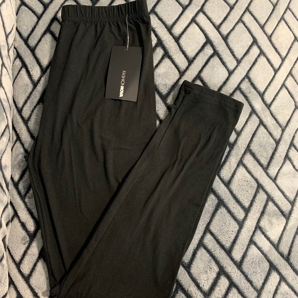 Fashion Nova Leggings